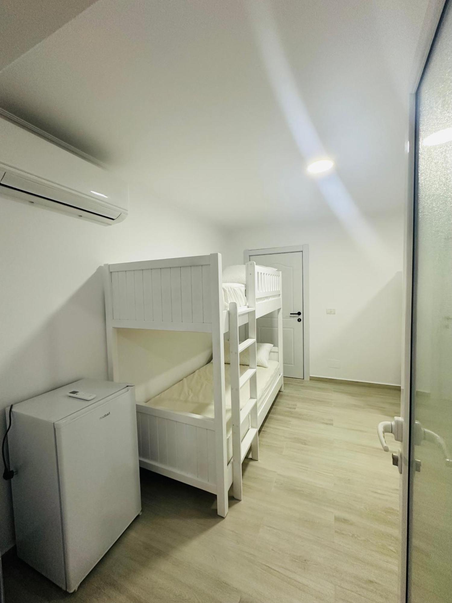 Aral Hostel Berat Exterior foto